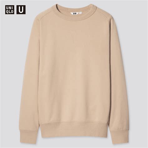 uniqlo sweatshirt.